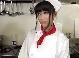 ファミレスで働くトロイ主婦 1
